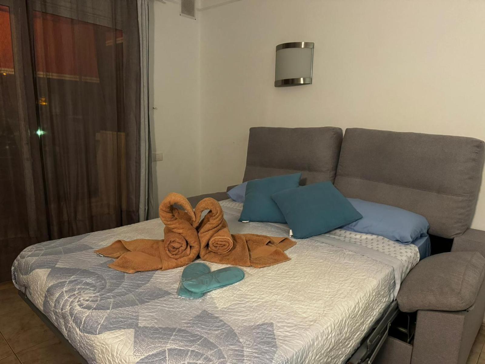Paseo De Gracia - Lovely Studio By The Sea! Лос Кристианос Экстерьер фото